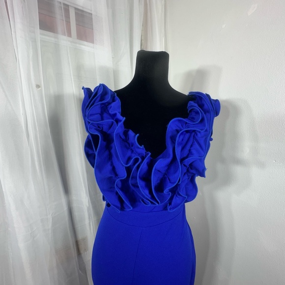 Elegant Blue Ruffled Jumpsuit - Picture 3 of 6